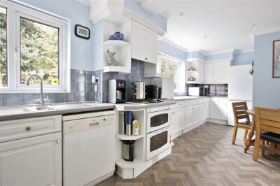 Property on Dale Crescent, S42 6DR