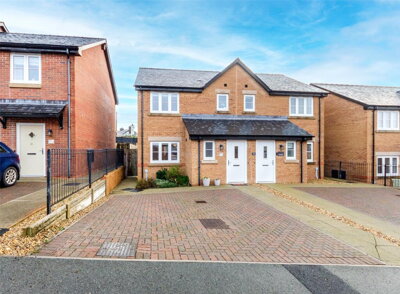 Property on LL55 2EZ