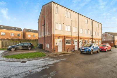 Property on Wellington Court, BD6 2TU
