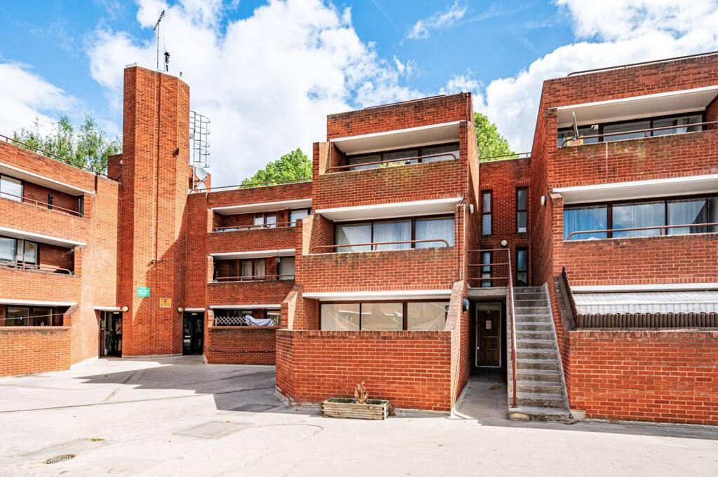 Maisonette