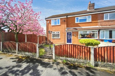 Property on Northways, WN6 0JE