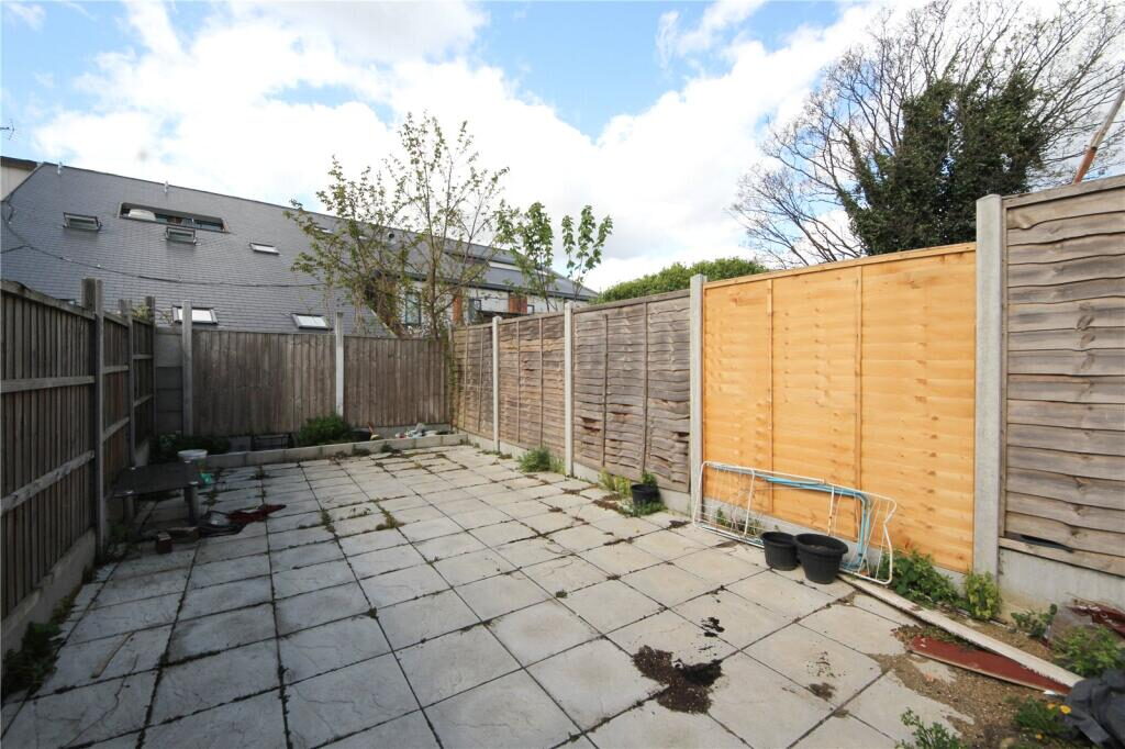 Terraced House