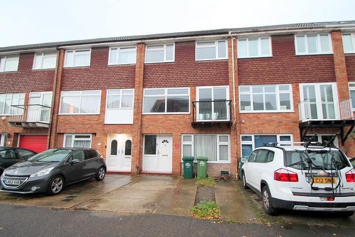 Terraced House