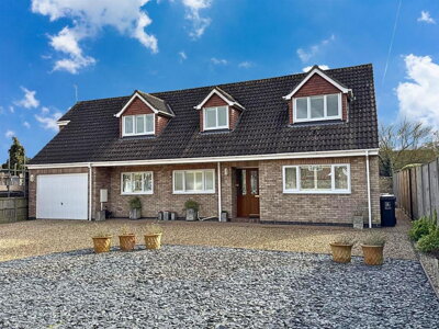 Property on The Crescent, LN2 2SN