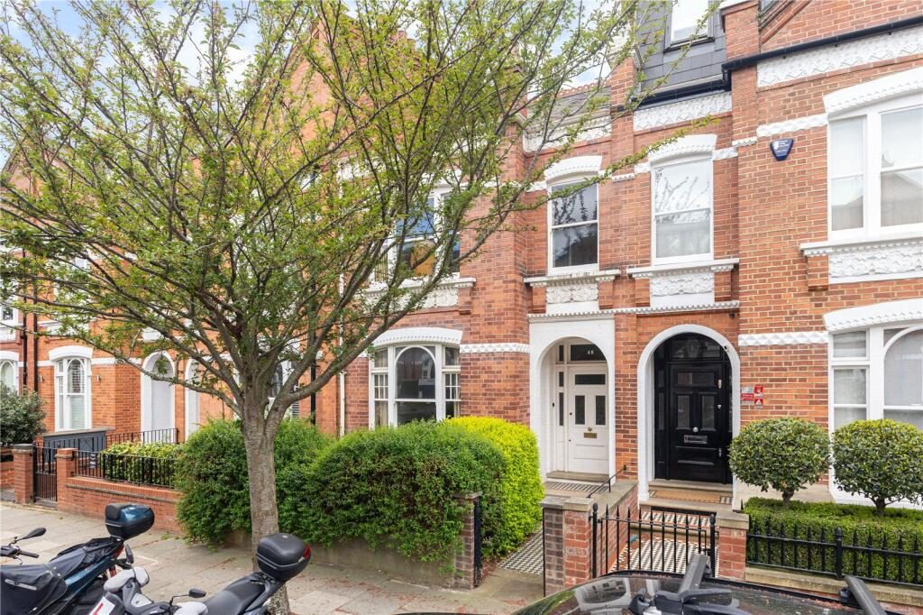 Terraced House