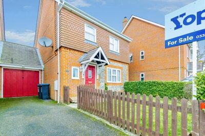 Property on Dane Road, CR6 9NP