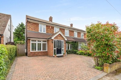 Property on Grimsdells Lane, HP6 6HH