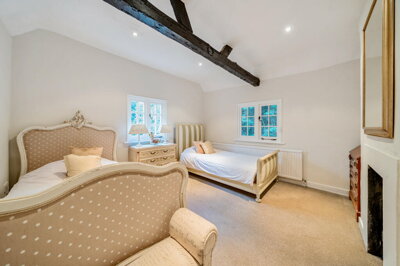 Property on Wapseys Lane, SL2 3XG