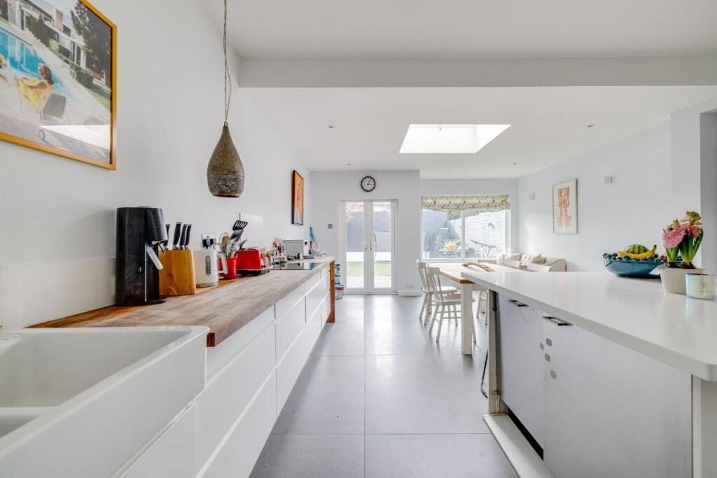 Terraced House
