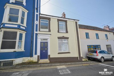 Property on Quay Street, SA43 1HU