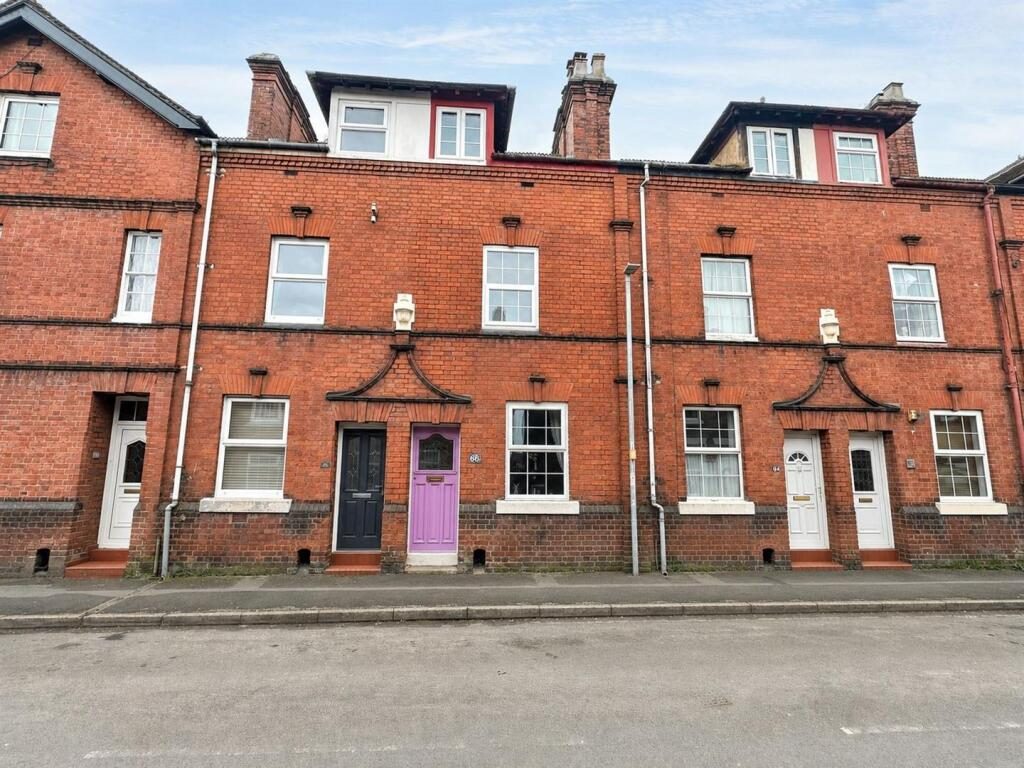 Terraced House
