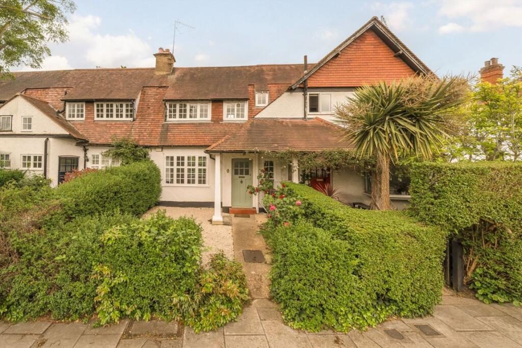 Terraced House