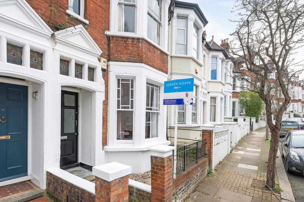 Property main image