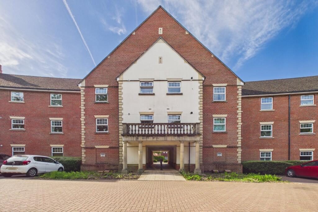 Property main image