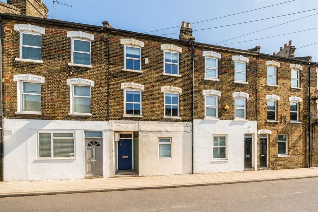 Terraced House