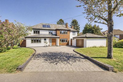Property on Townsend Lane, AL5 2RQ