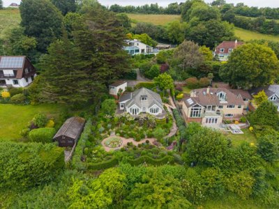 Property on Steep Hill, TQ1 4TS