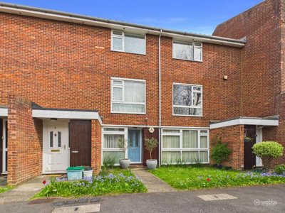 Property on Featherbed Lane, CR0 9AN