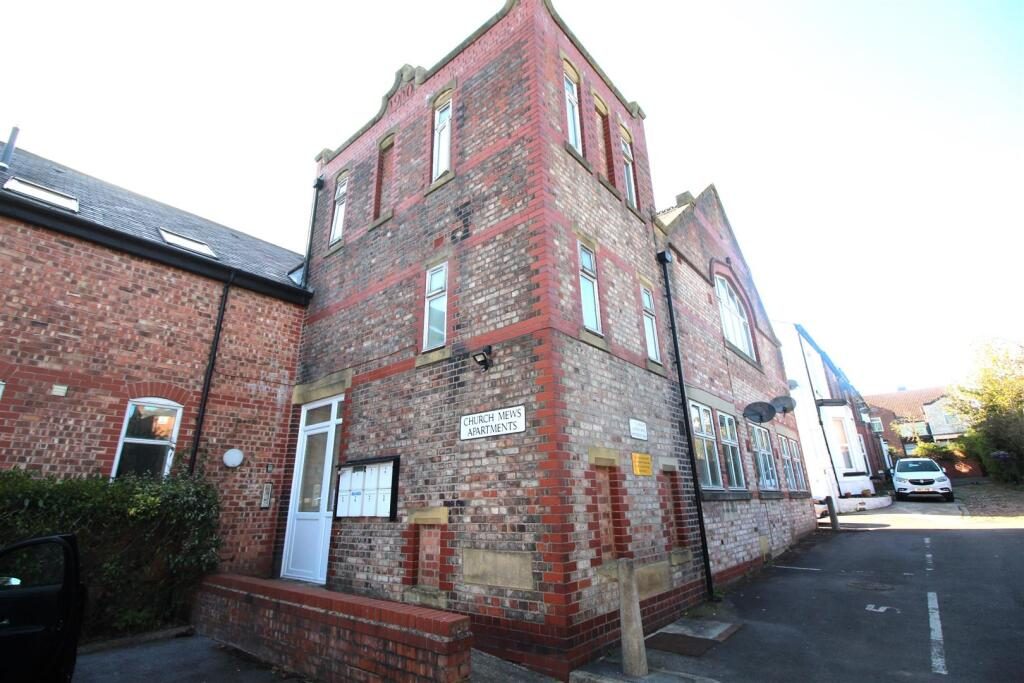 Property main image