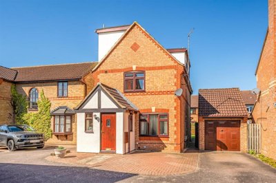 Property on Grovebury Court, MK43 9HZ