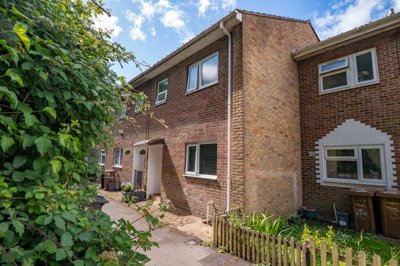 Property on Galahad Close, SP10 4BW
