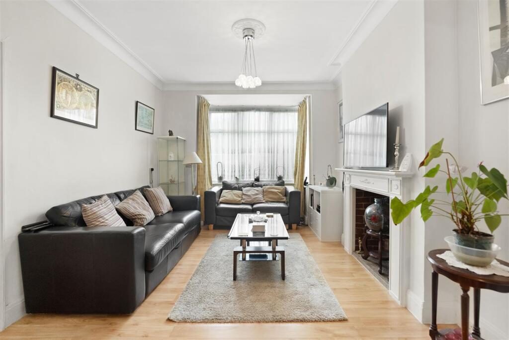 Terraced House