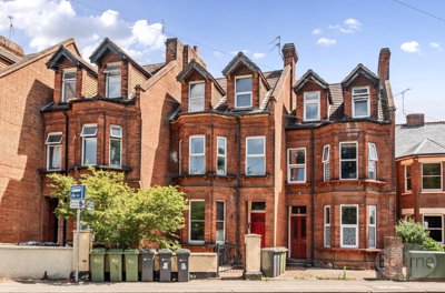Property on GU1 1ED