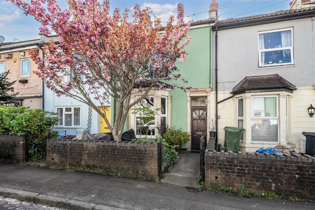 Property main image