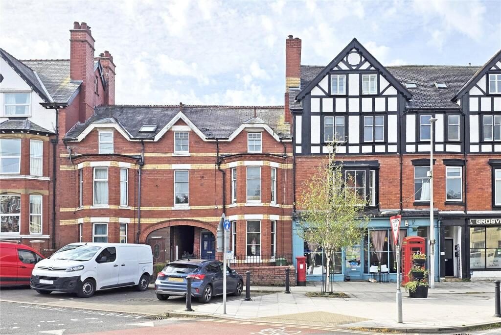 Terraced House