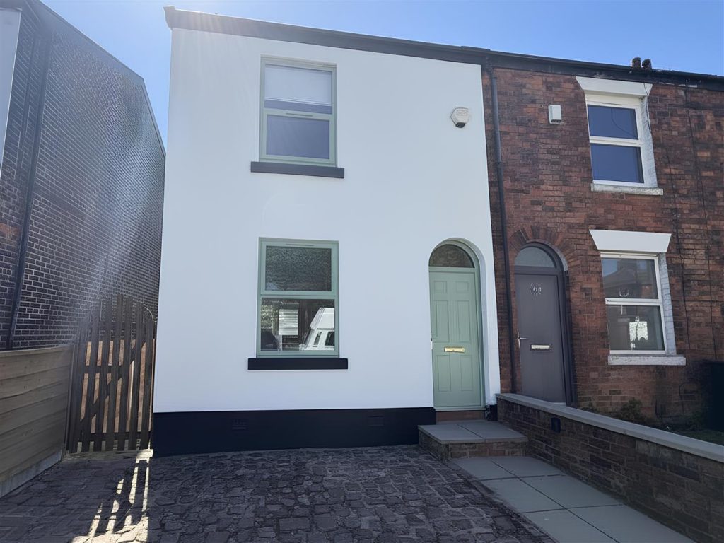 Terraced House