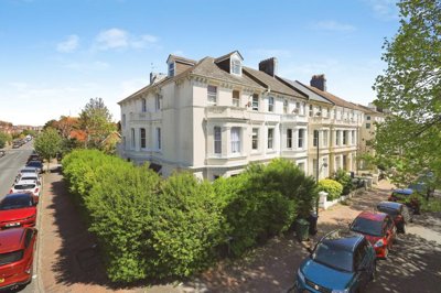 Property on BN21 2AH