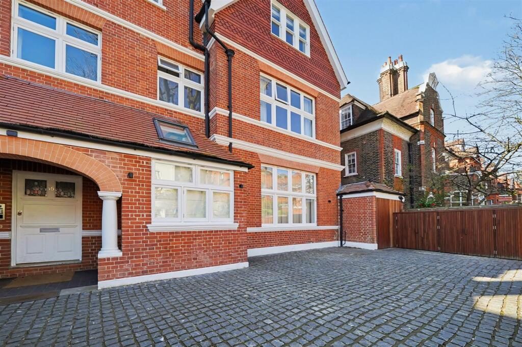 Property main image