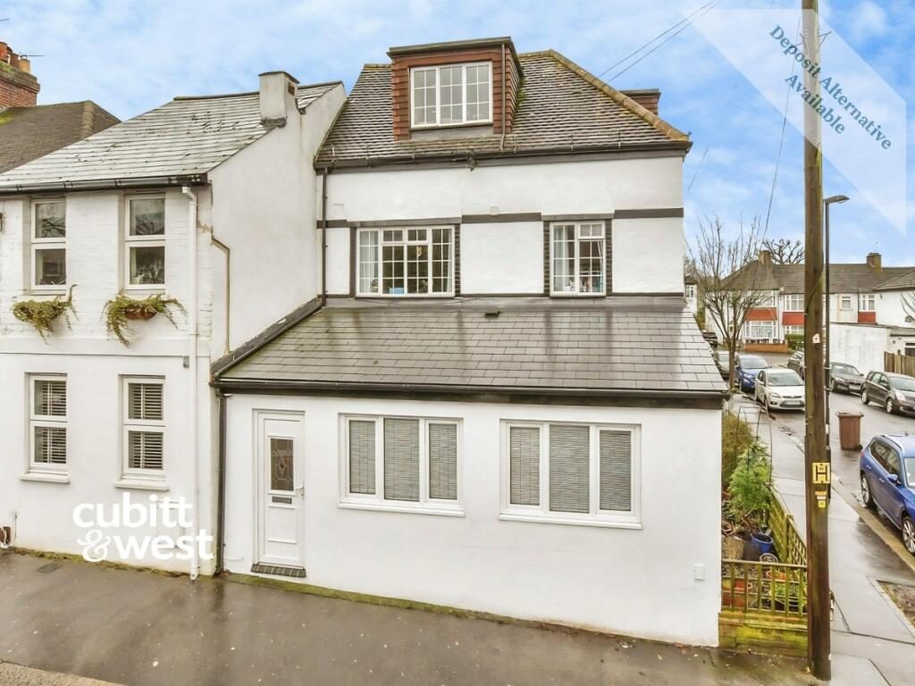 Ground Maisonette