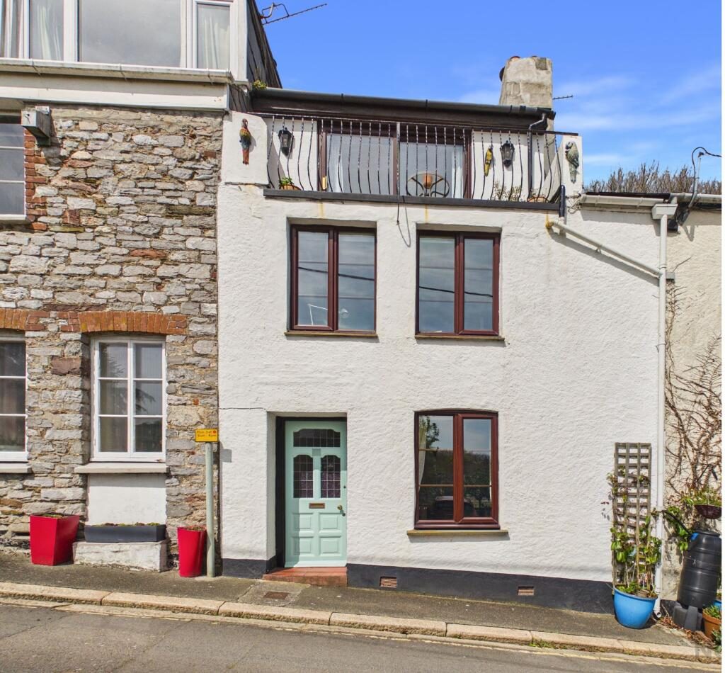 Terraced House