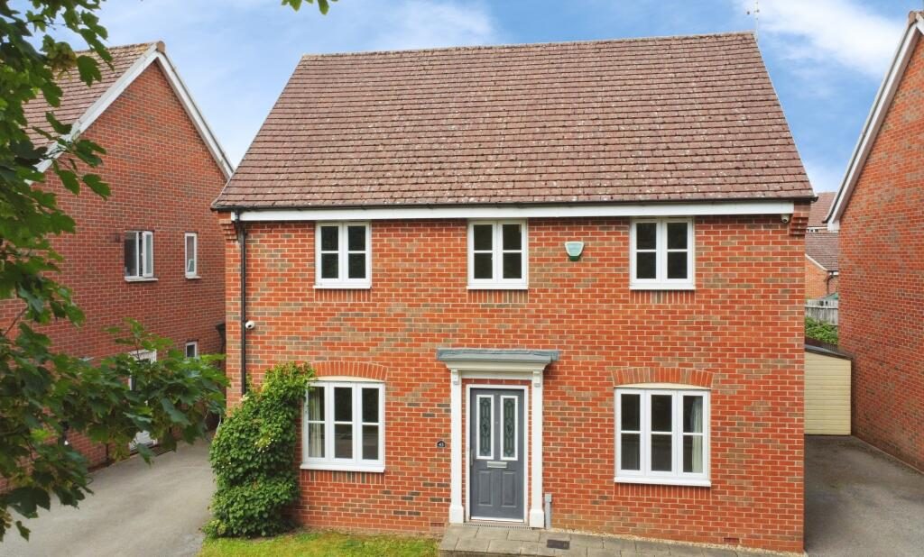 Property main image