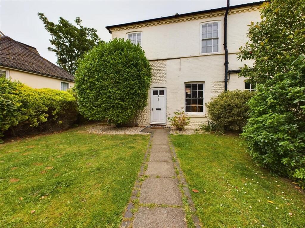 Terraced House