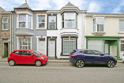 Property on Cross Street, TR14 8ES