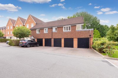 Property on Foxherne, SL3 7AR