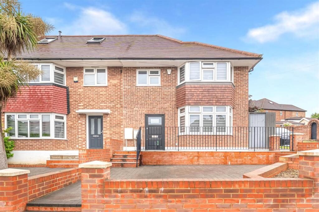 Property main image