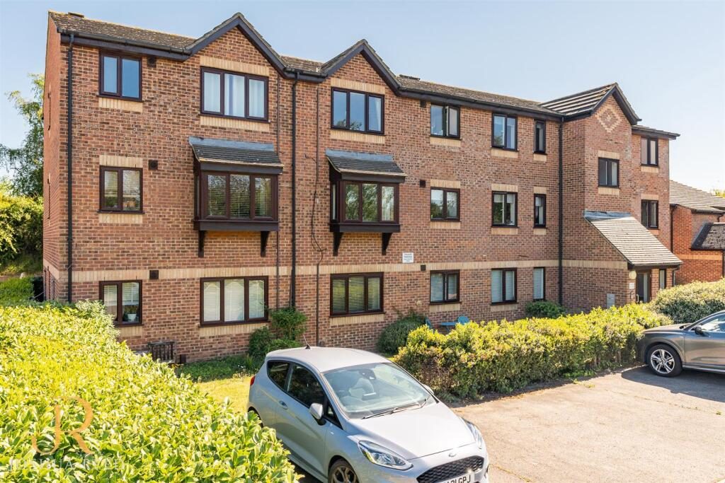 Property main image