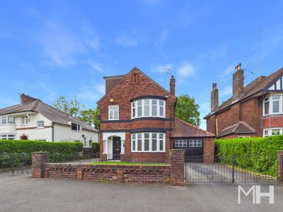 Property on Park Lane, PR1 9JB