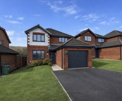 Property on Lakeside, CF44 8AX