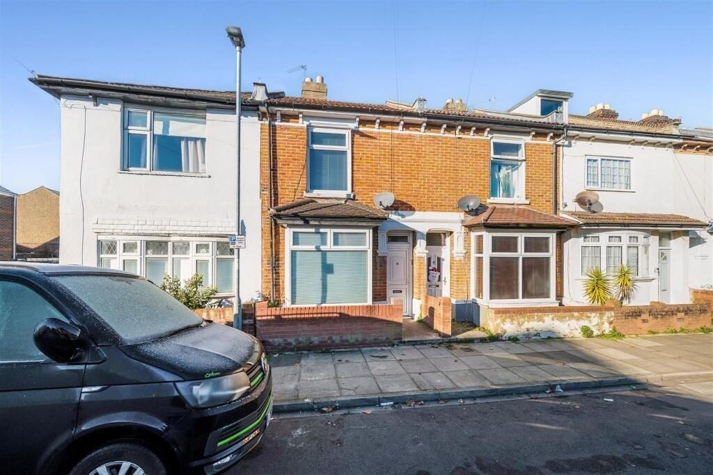 Terraced House
