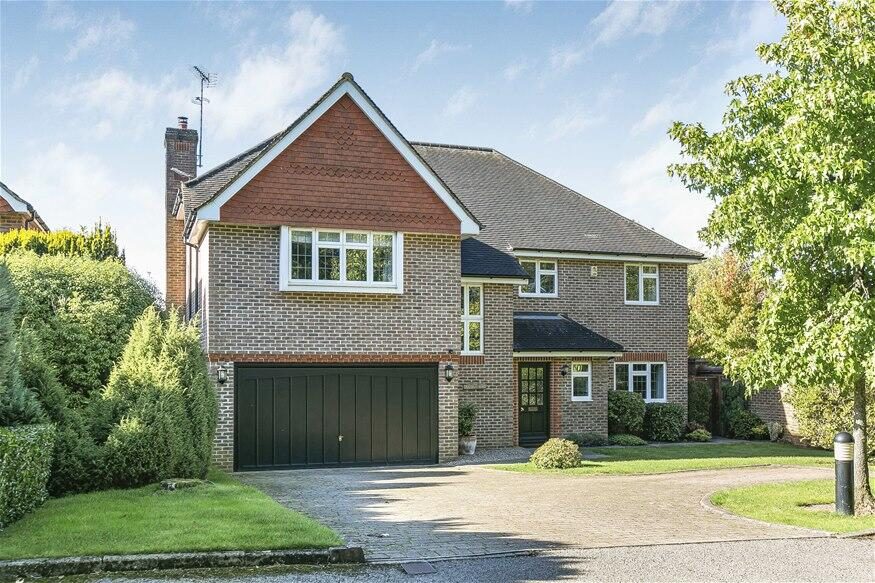 Property main image