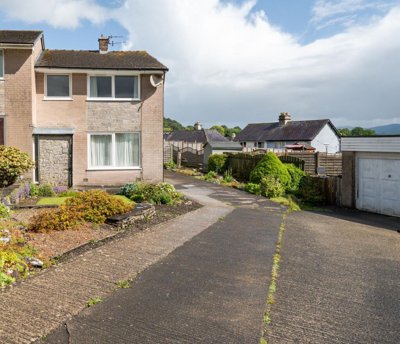 Property on Vicarage Drive, LA9 5BX