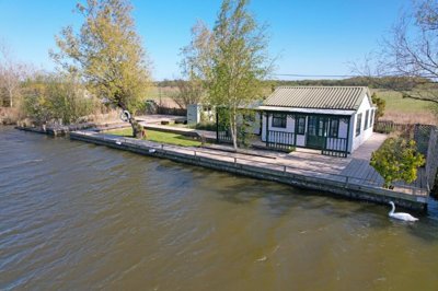 Property on Riverside, NR29 5JZ