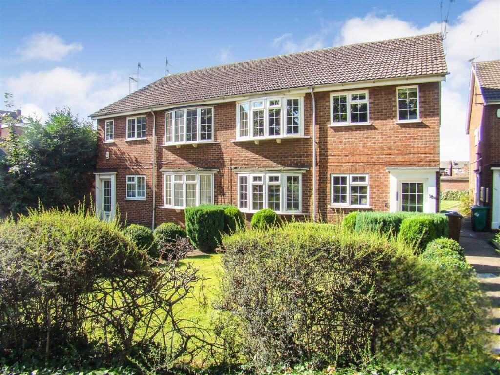 Property main image