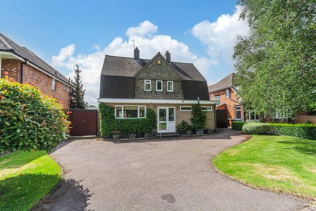 Property main image