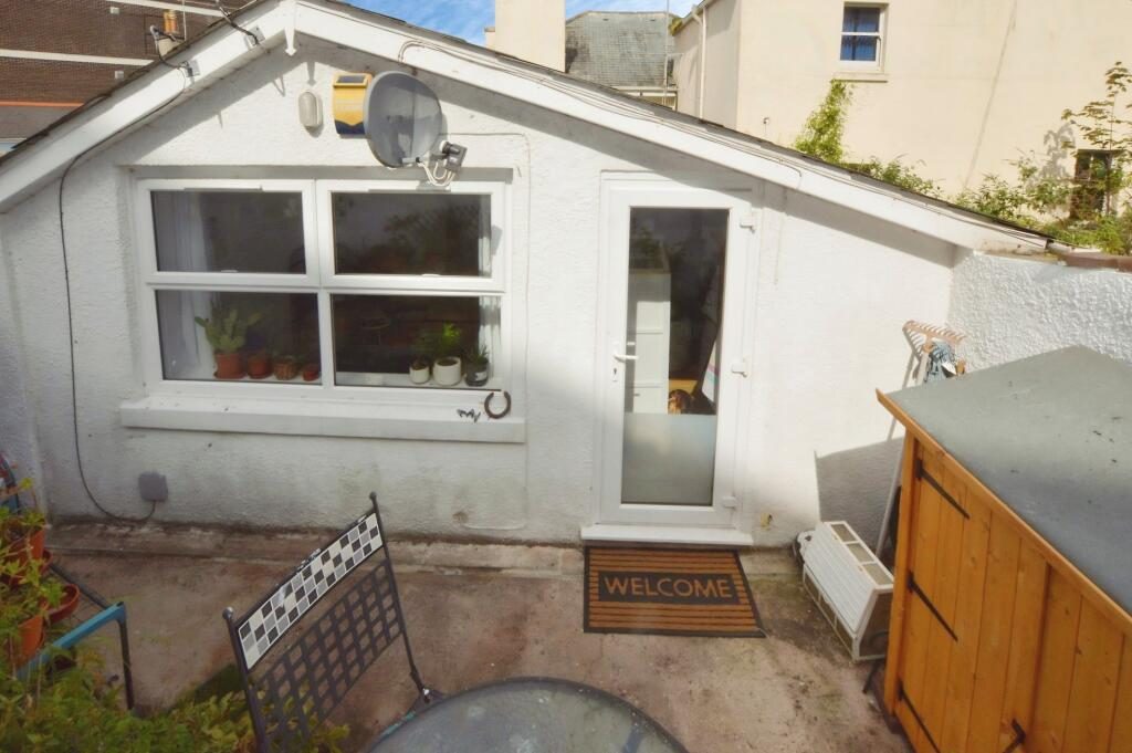 Terraced House
