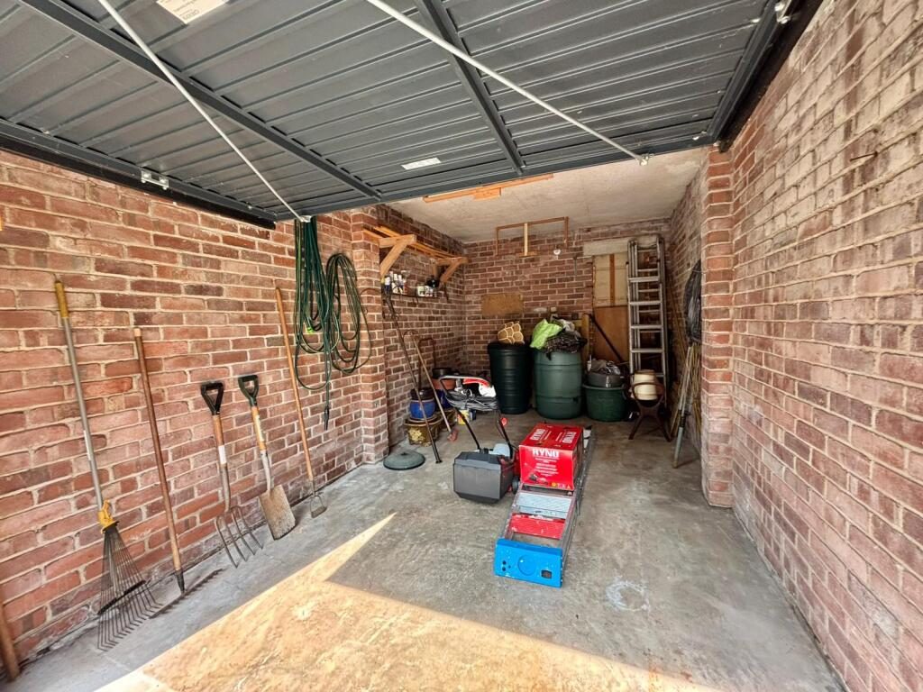Thumbnail 10